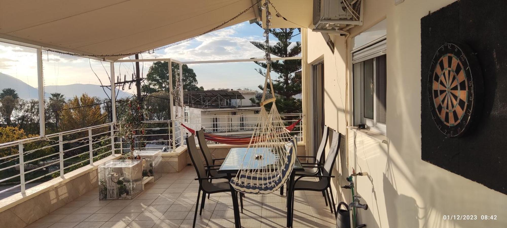 Delphitea Philoxenia Apartment ภายนอก รูปภาพ