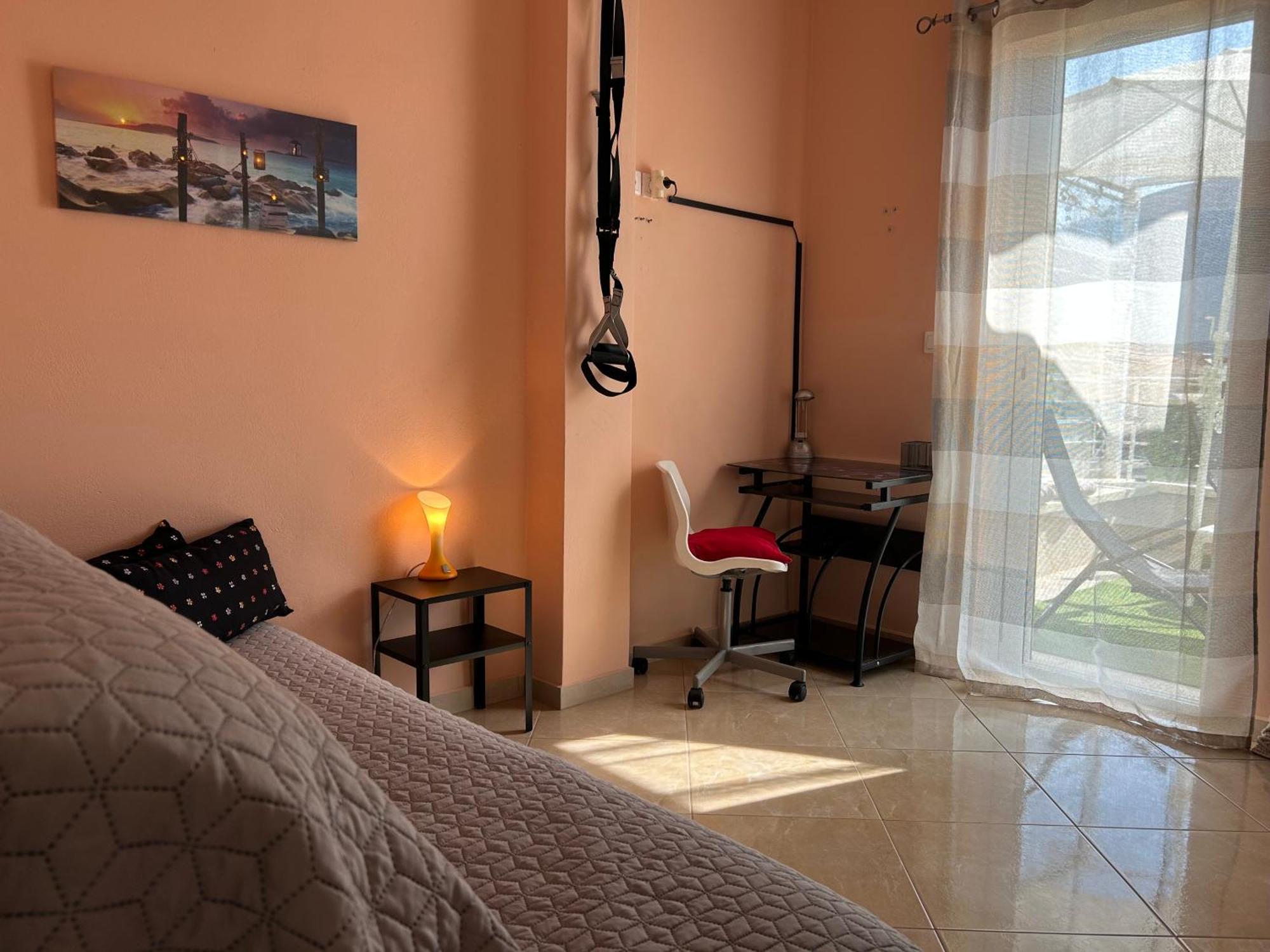 Delphitea Philoxenia Apartment ภายนอก รูปภาพ