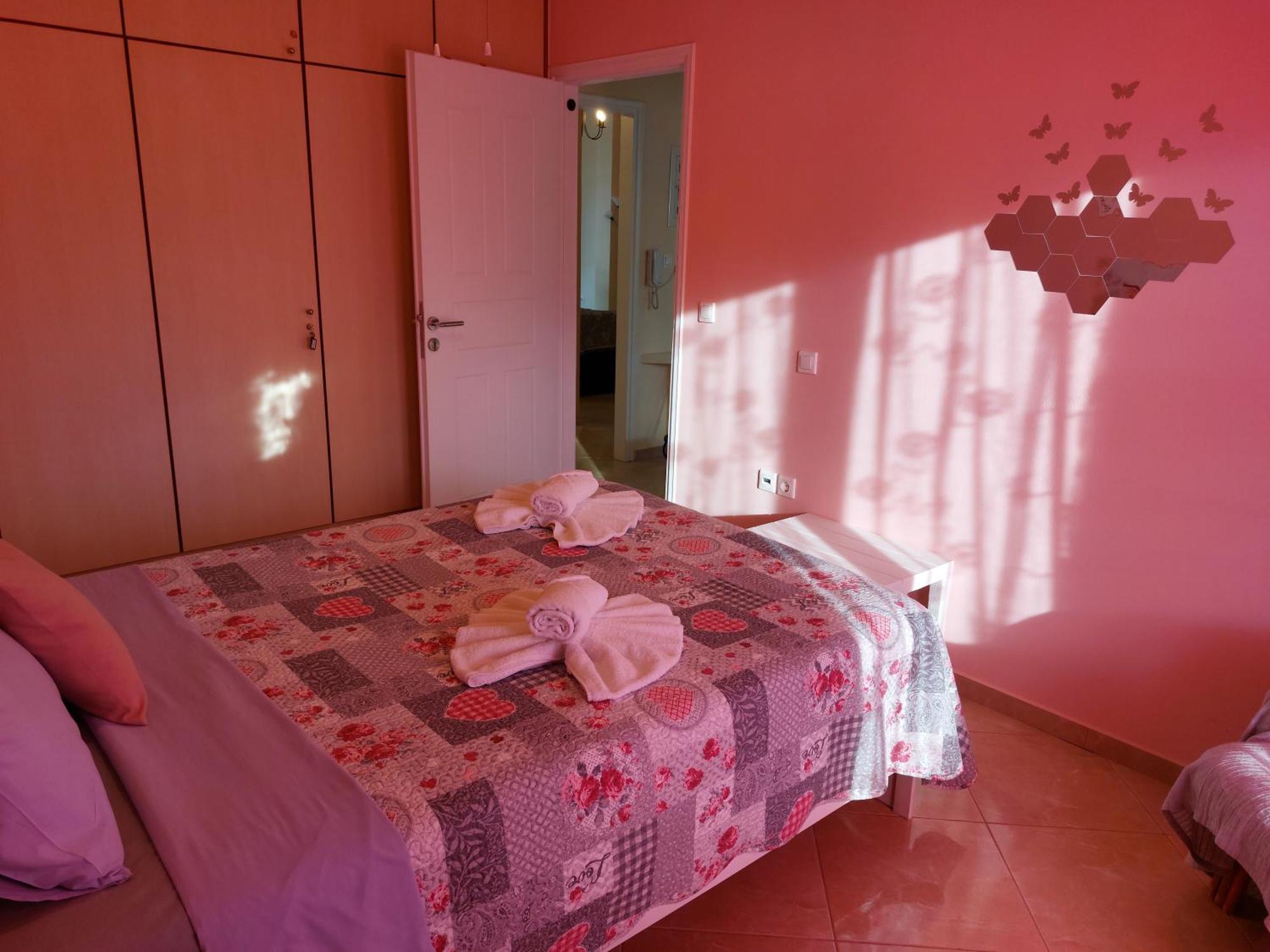 Delphitea Philoxenia Apartment ภายนอก รูปภาพ